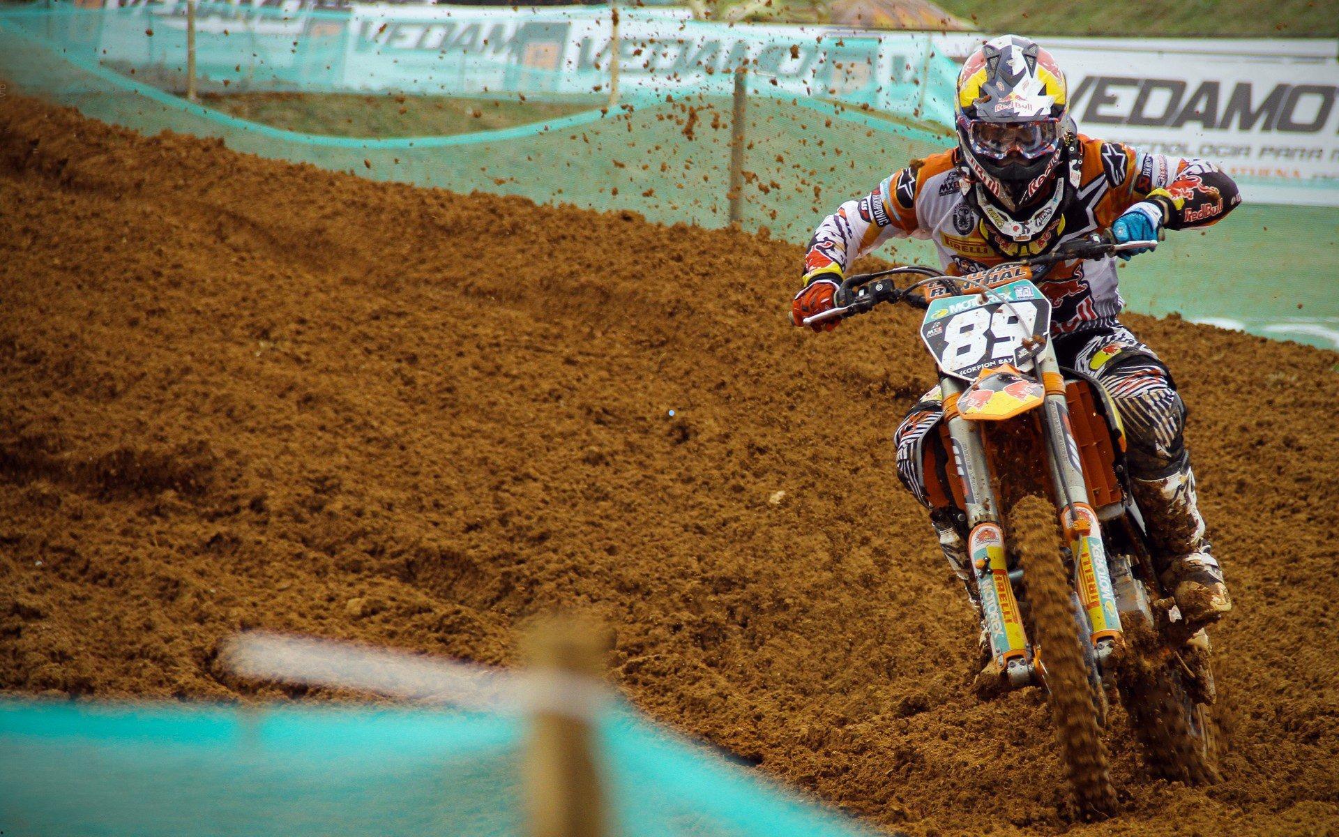 快船下赛季潜在首发阵容，哈登领衔，豪华战舰再启航